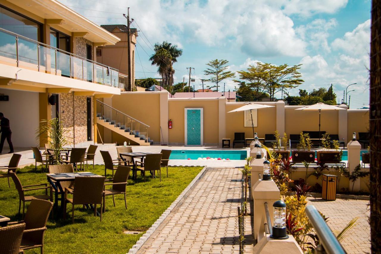 Hotel Horizon Entebbe Esterno foto